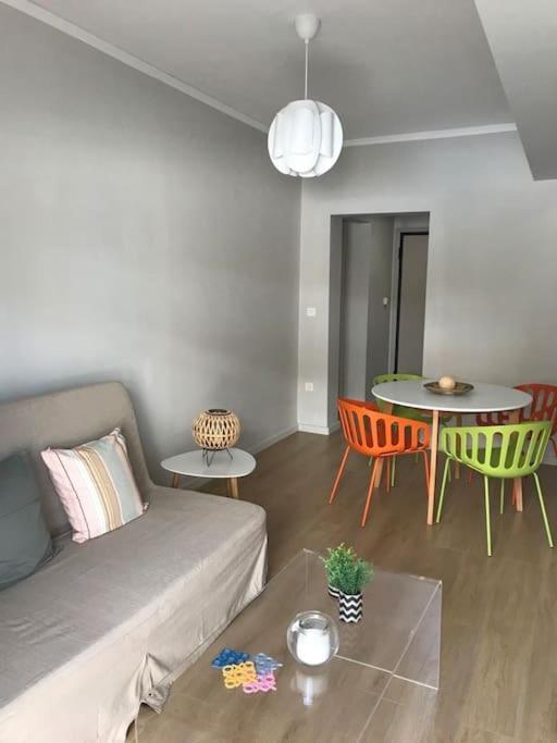 Апартаменты Kyparissia Cozy Flat - 5Mins Walking From Beach Экстерьер фото