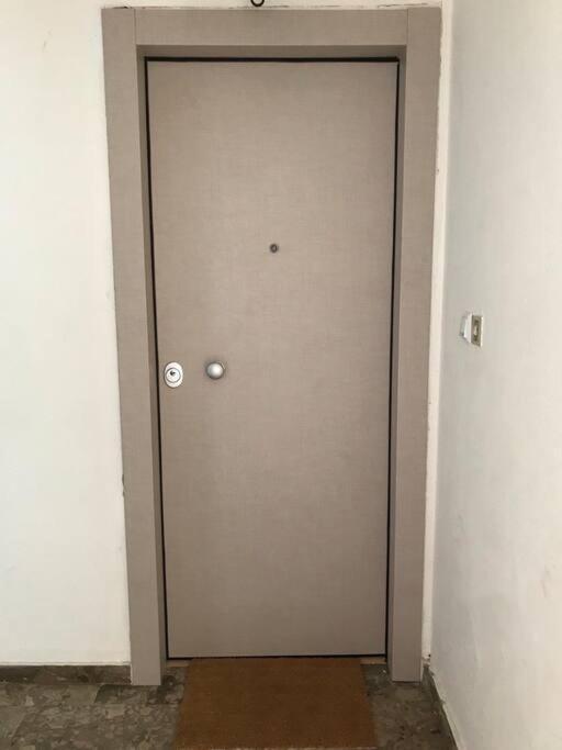 Апартаменты Kyparissia Cozy Flat - 5Mins Walking From Beach Экстерьер фото